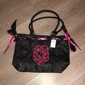 Metal Mulisha black and pink purse! NWT